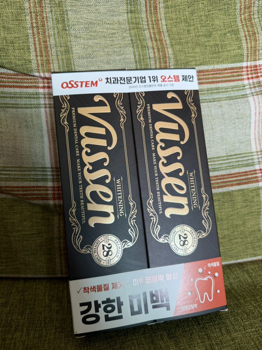 Osstem Pharma 的Vussen 28 強效美白牙膏
