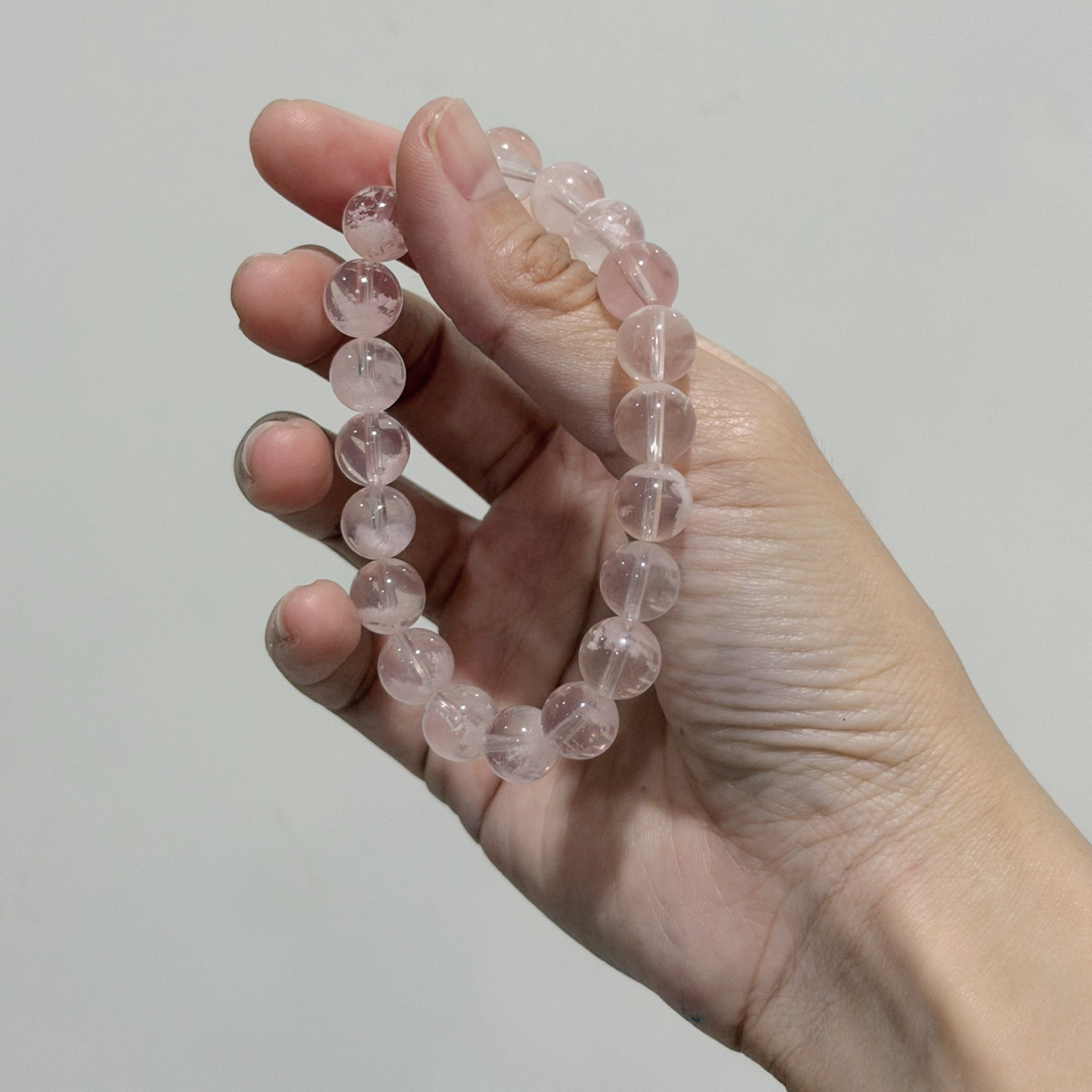 ◎透粉雪花幽靈 （照片為10mm）🫶🏻 可改手圍