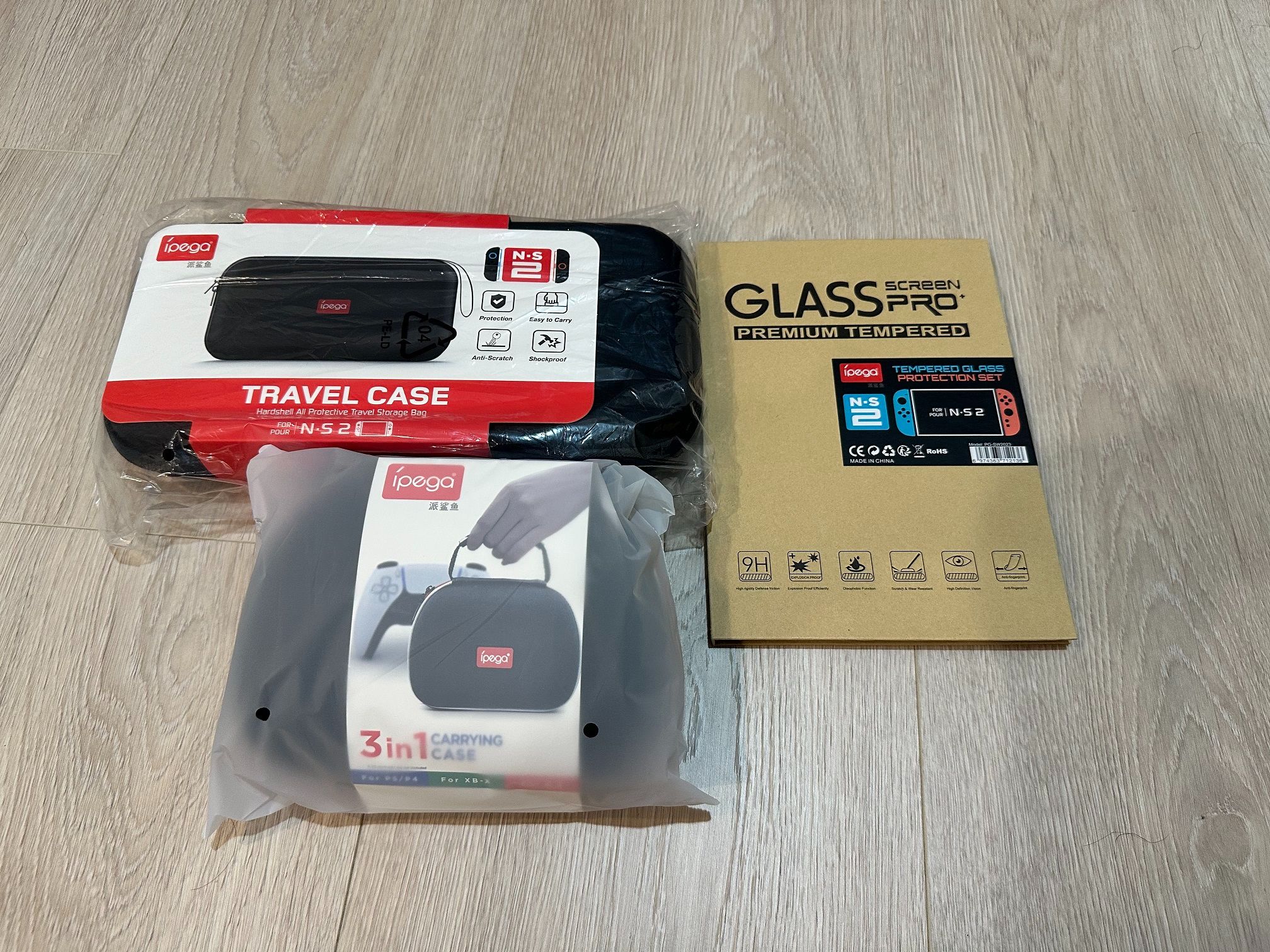 ipega 派鯊魚 NS2 保護便攜包 + 鋼化玻璃保護貼 + 手把保護便攜包 全新未拆