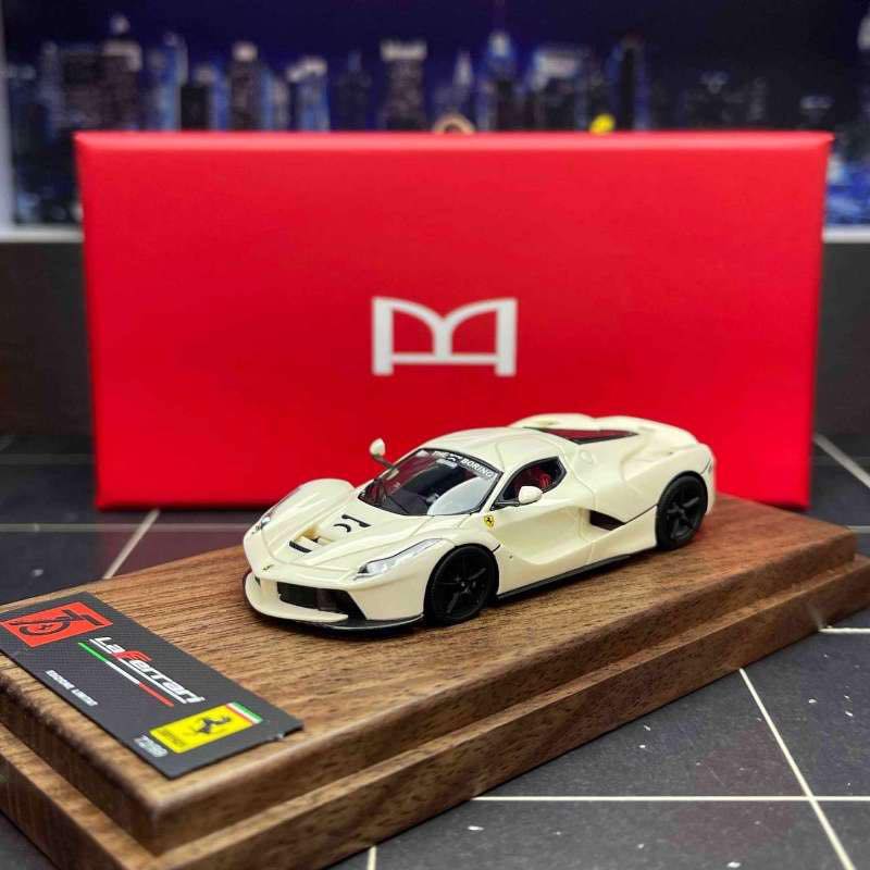 DMH 1/64 法拉利 LaFerrari 樹脂車模 奶白色拉花版+阿布扎比藍