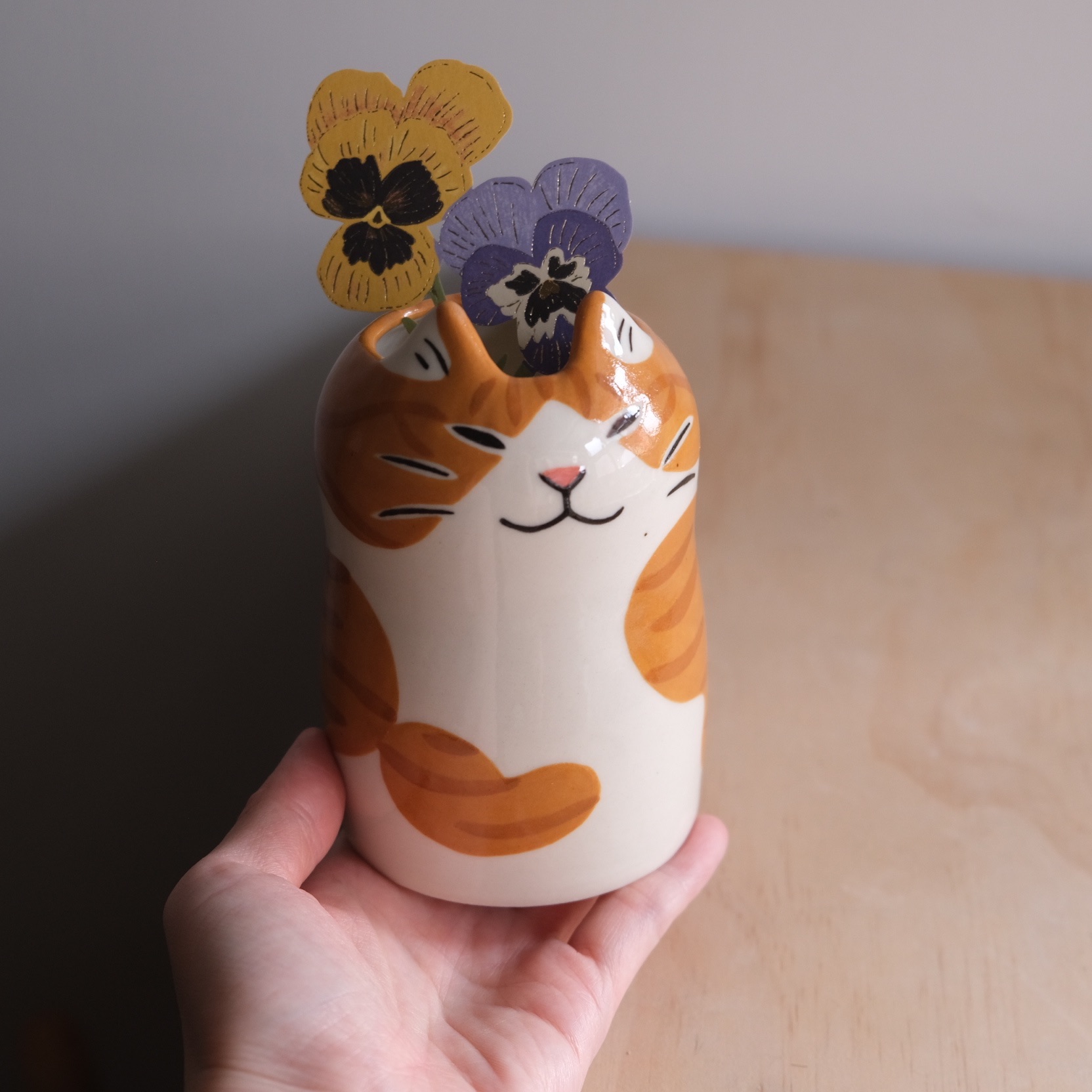 Yycat 橘白貓花器3