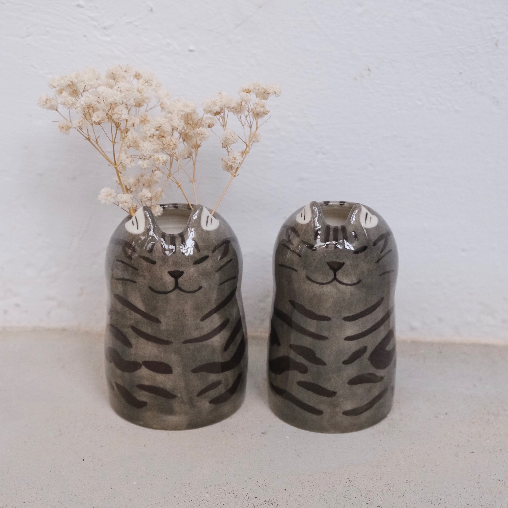 Yycat 美短貓花器1右、2左