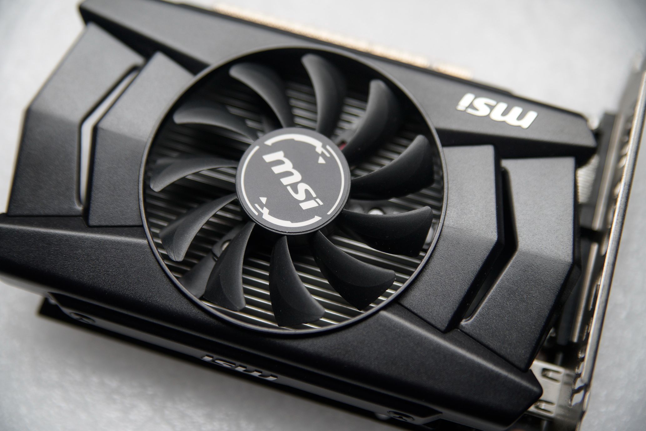 Msi 750tu