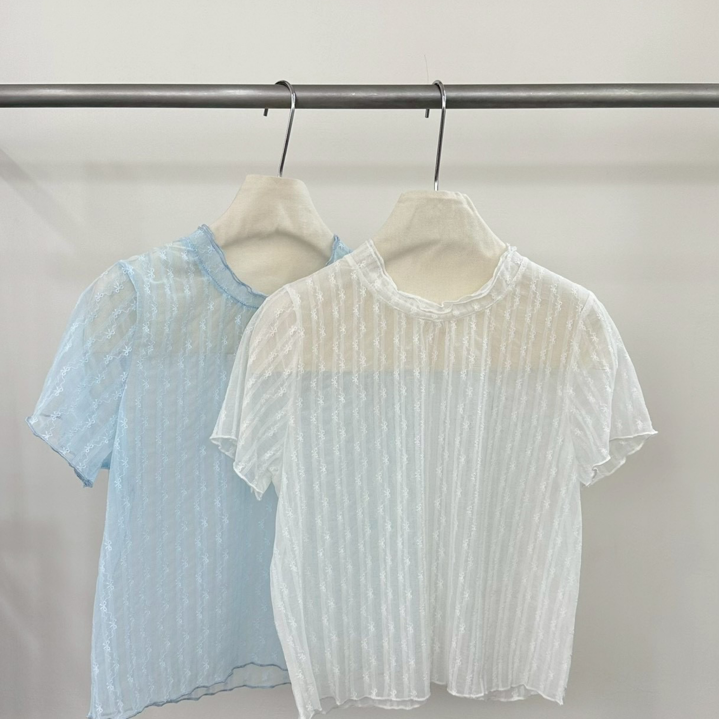 8月新品♡雙領蝴蝶結透膚內搭