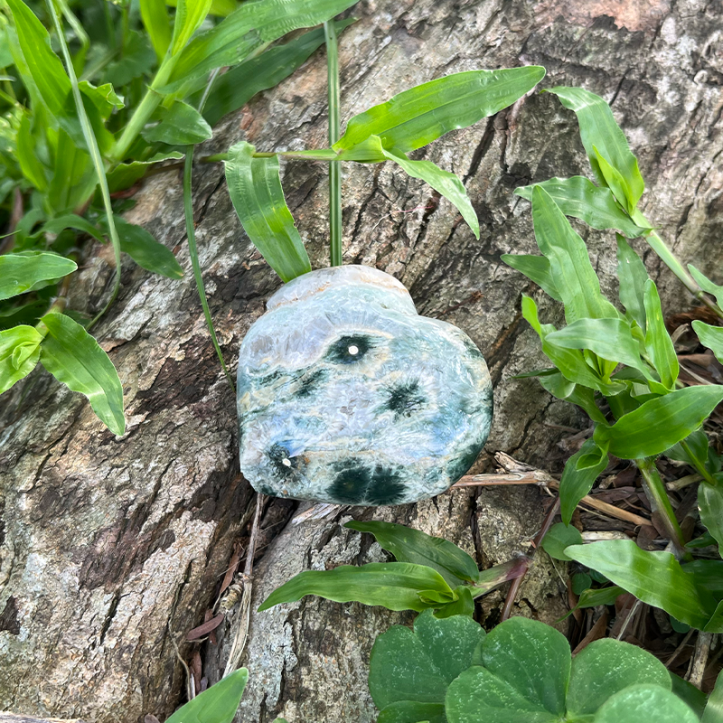 心形海洋碧玉