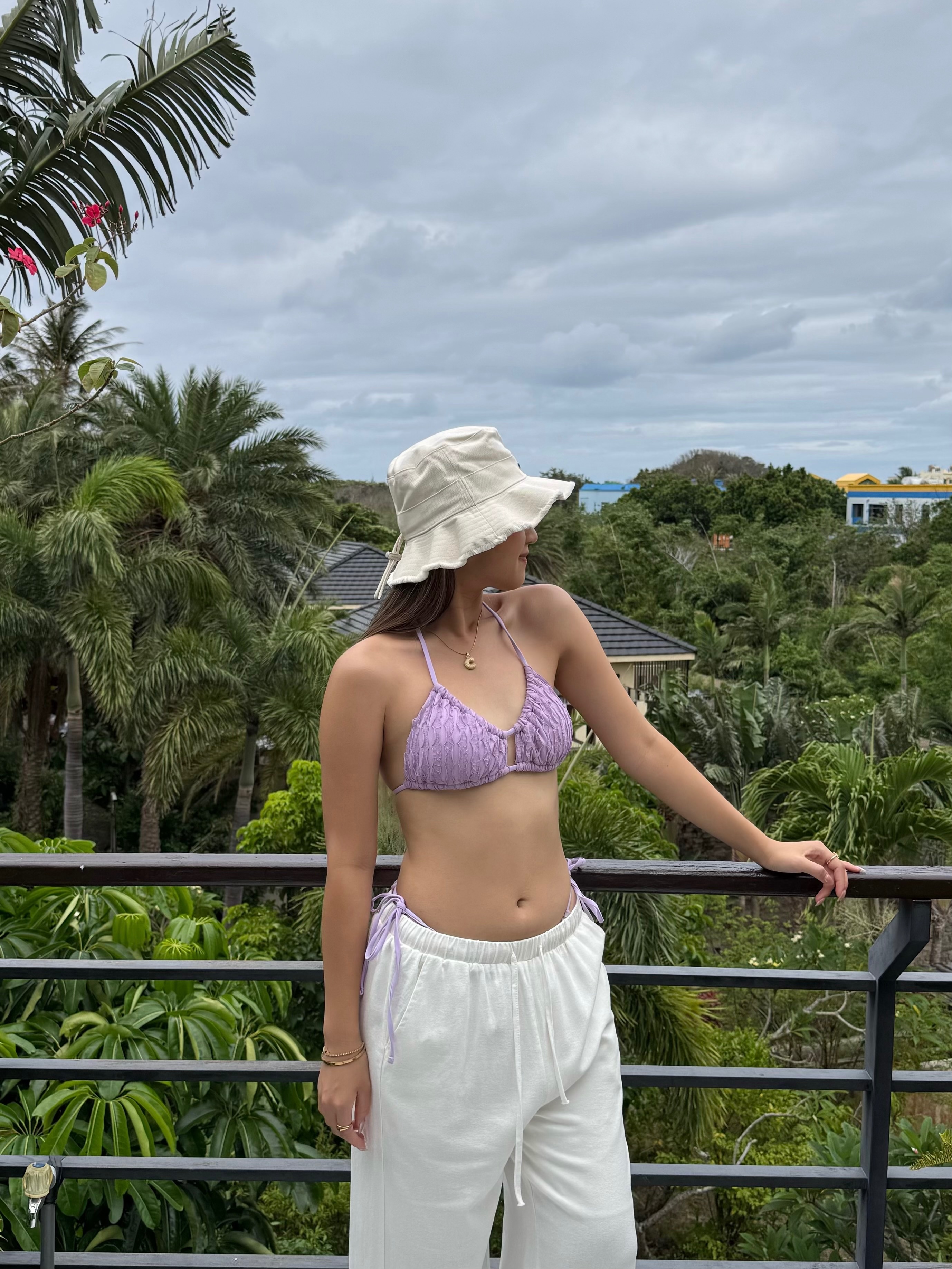 簍空浪漫紫很辣💜歐美辣妹 立體花紋  簍空 綁帶泳衣 性感比基尼 兩件式bikini