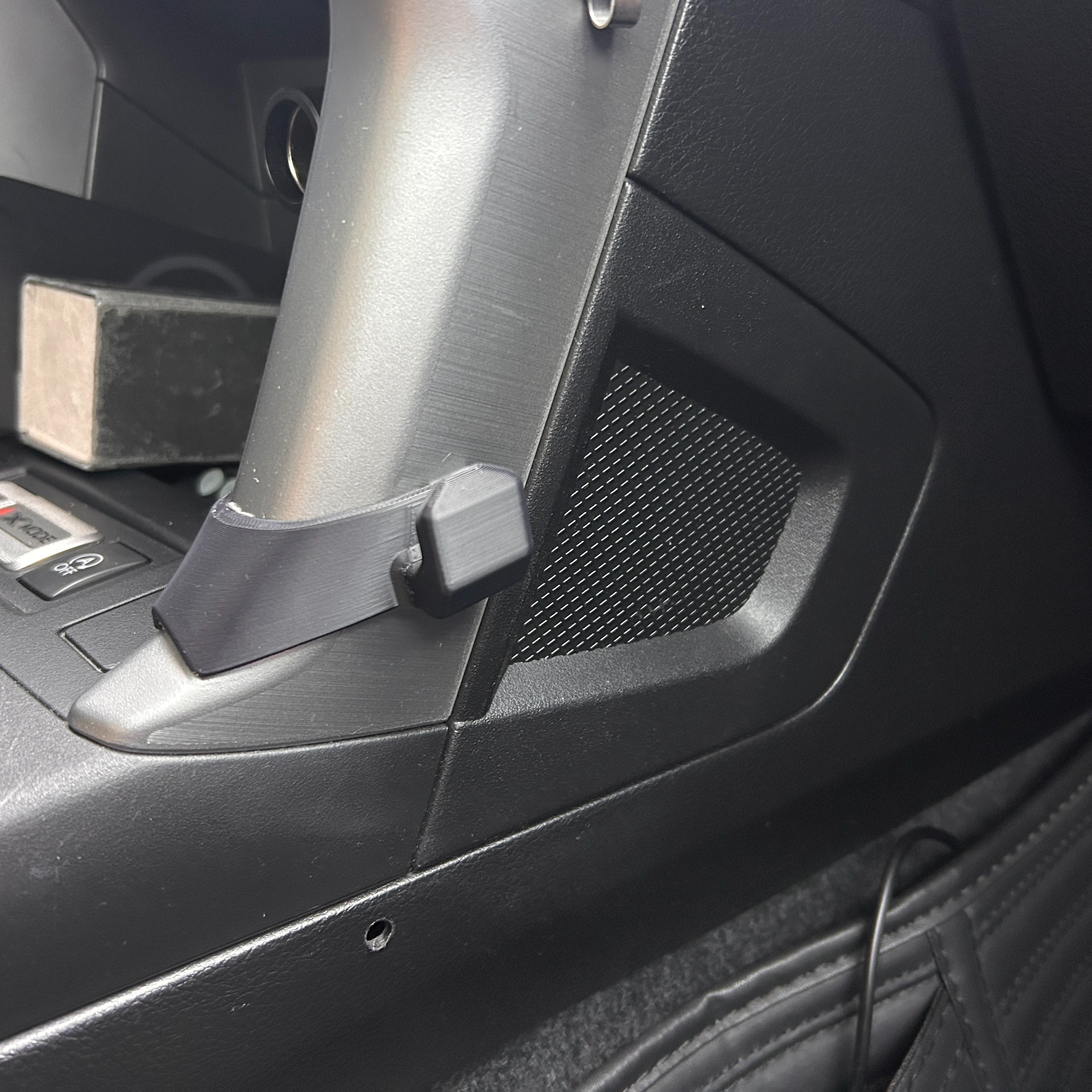 [153 Garage德勤車研］速霸陸 Subaru 2012 森林人 Forester 車用掛勾 客製手機架