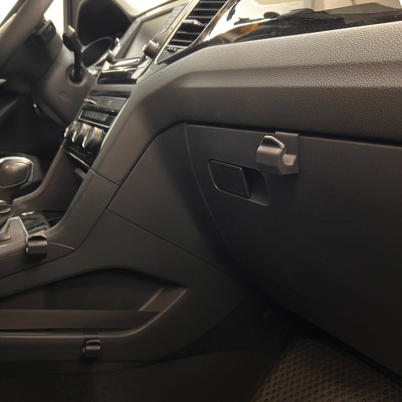 [153 Garage德勤車研]車用掛勾-VW 福斯 Golf Sportsvan MK7 汽車內裝收納掛勾 3M無痕