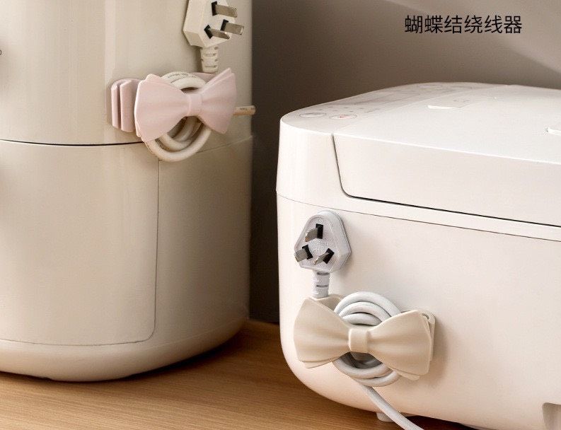 蝴蝶插頭家用固定理線器（一組2入）5/26收單