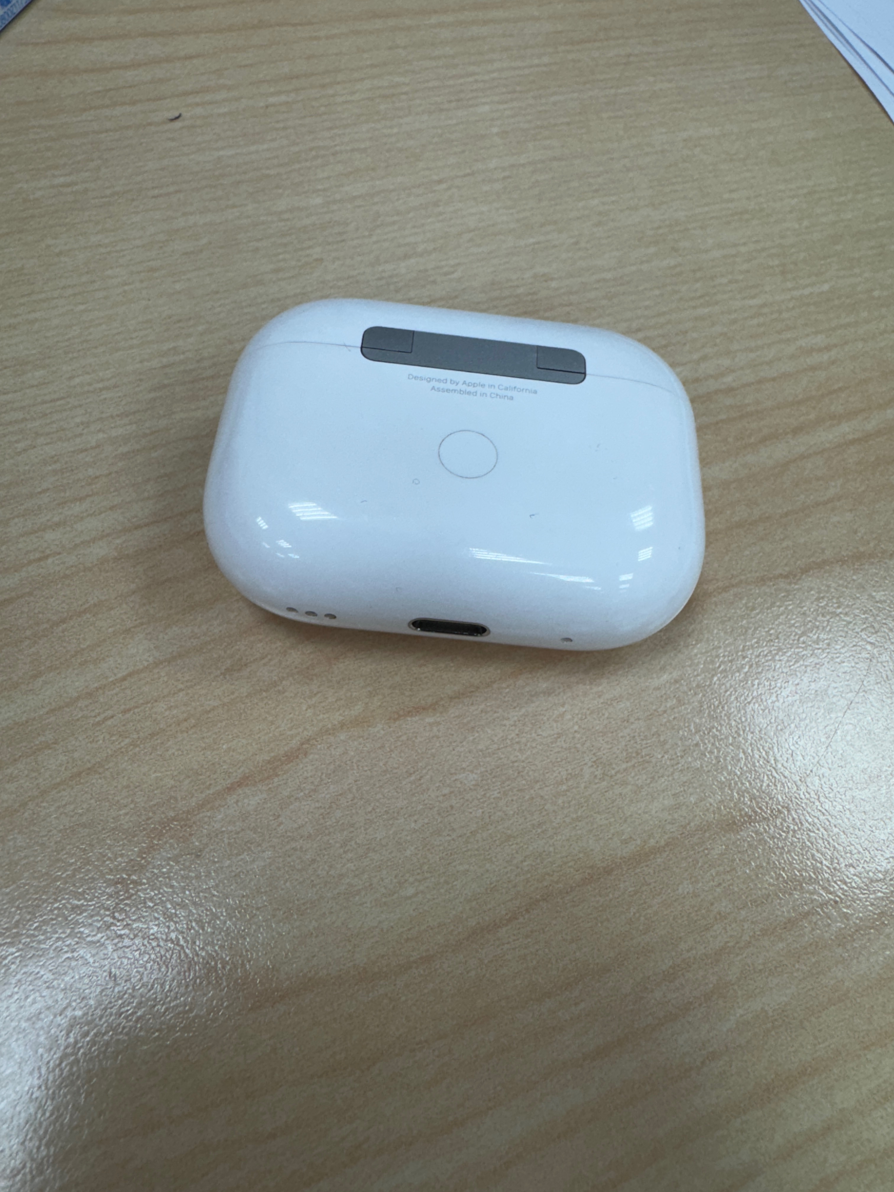 Airpods pro 2 充電盒（type c）