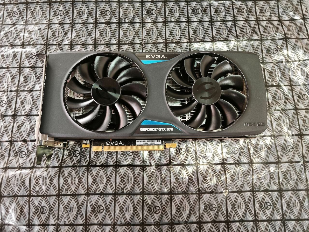 EVGA GeForce GTX 970 4GB GAMING ACX 2.0 （04G-P4-2972-KR）