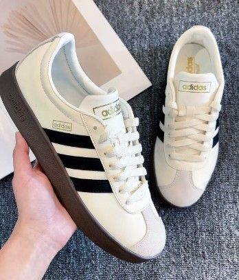 ADIDAS 德訓小白鞋