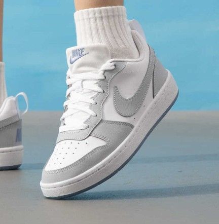 NIKE- 灰白court 小DUNK