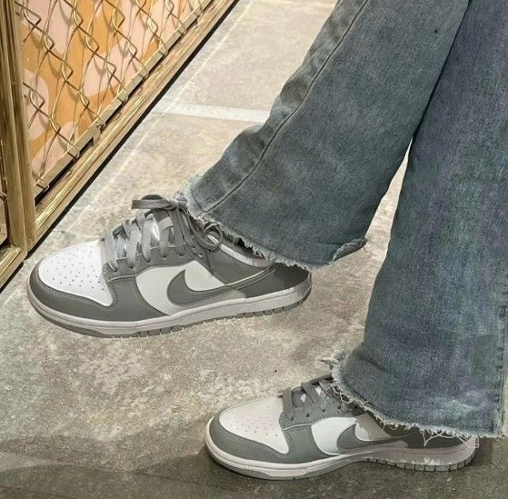 NIKE-DUNK灰白