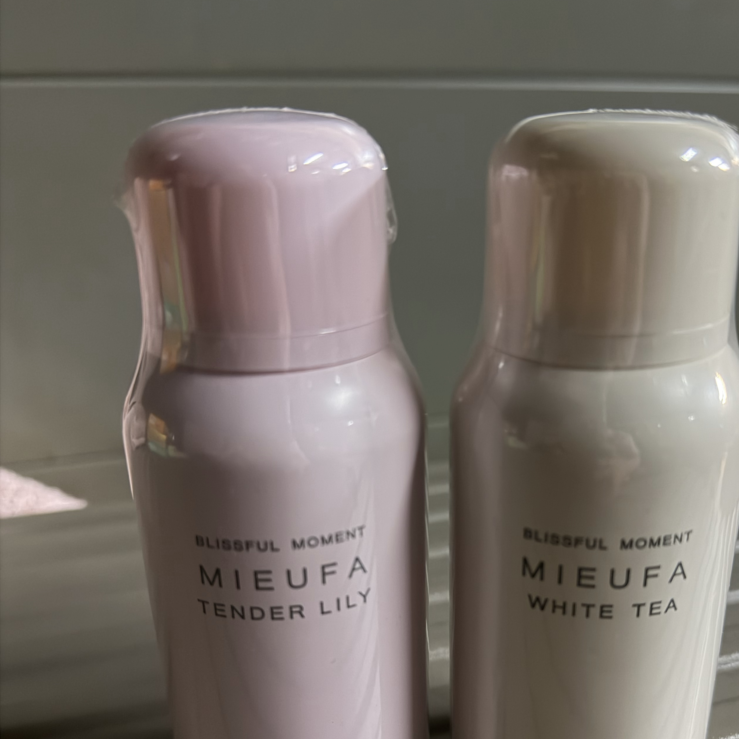 日本超人氣的 MIEUFA 香氛 UV 防曬噴霧
