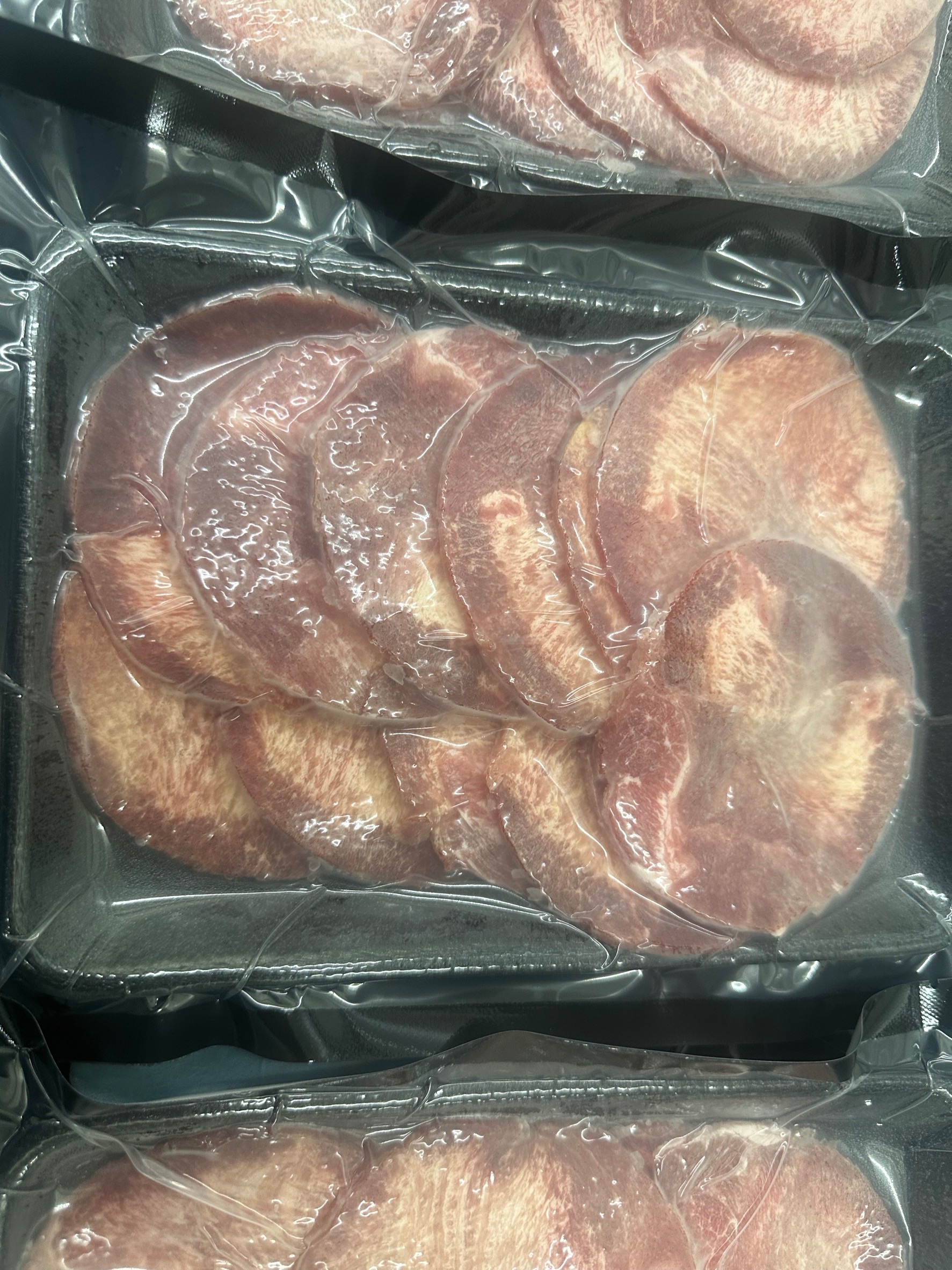 澳洲牛舌 火鍋燒烤都可以🤤