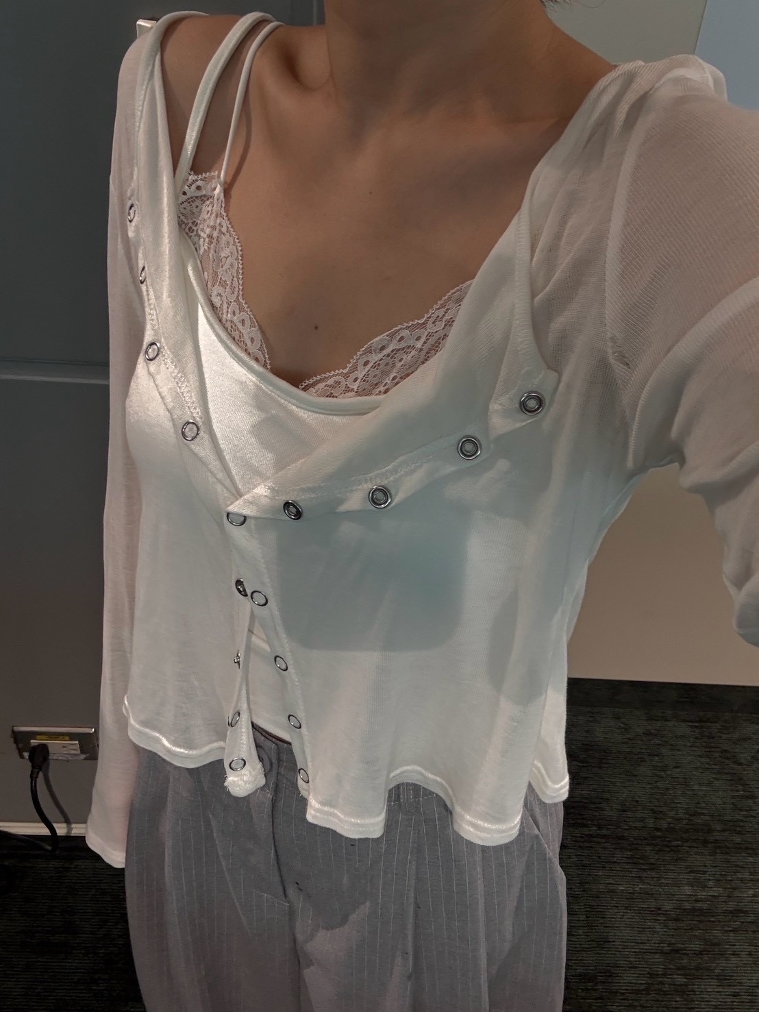 假兩件蕾絲細肩小可愛