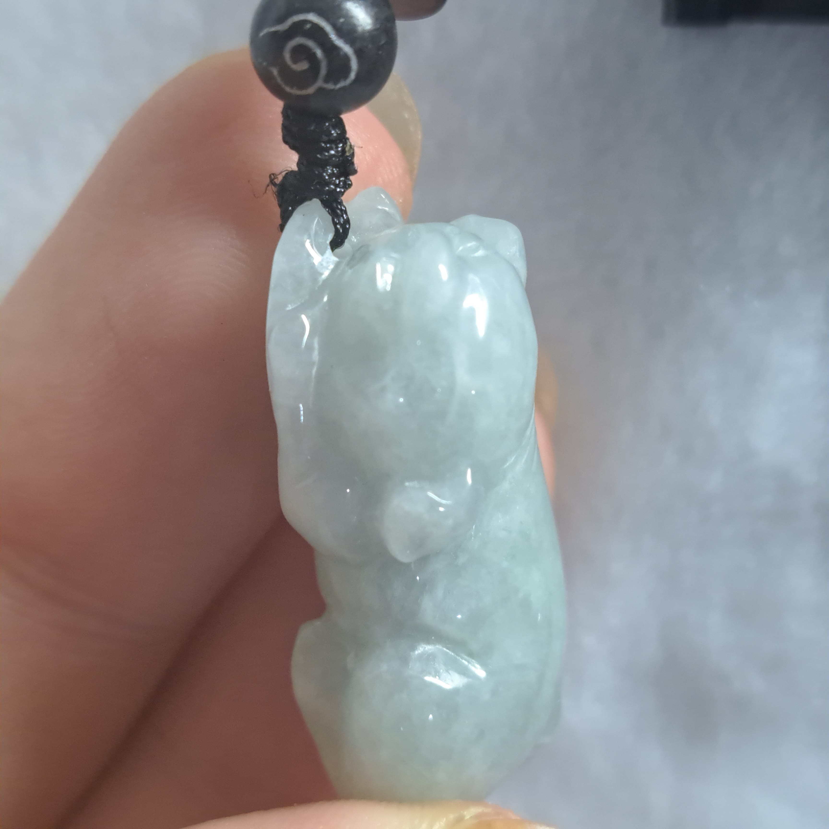 緬甸天然A貨翡翠 淺綠底立體豬豬掛墜