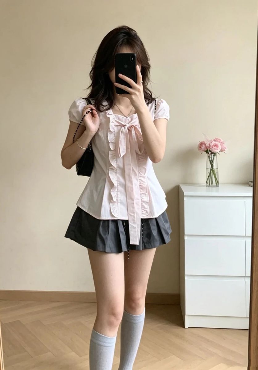 ꒰粉嫩嫩大蝴蝶結收腰木耳邊襯衫꒱
