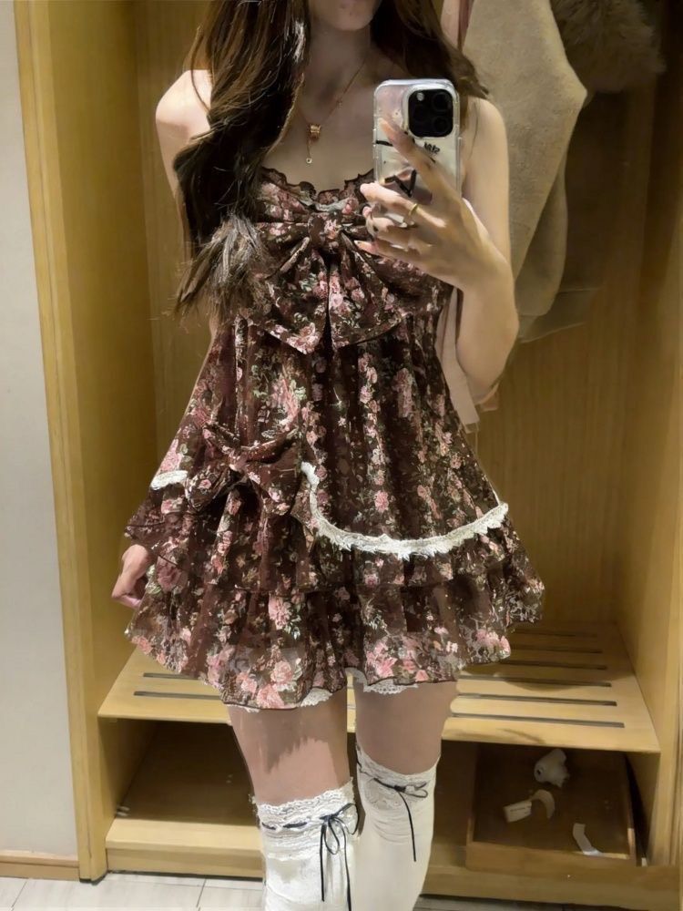꒰焦糖玫瑰古早感碎花蝴蝶結吊帶裙꒱
