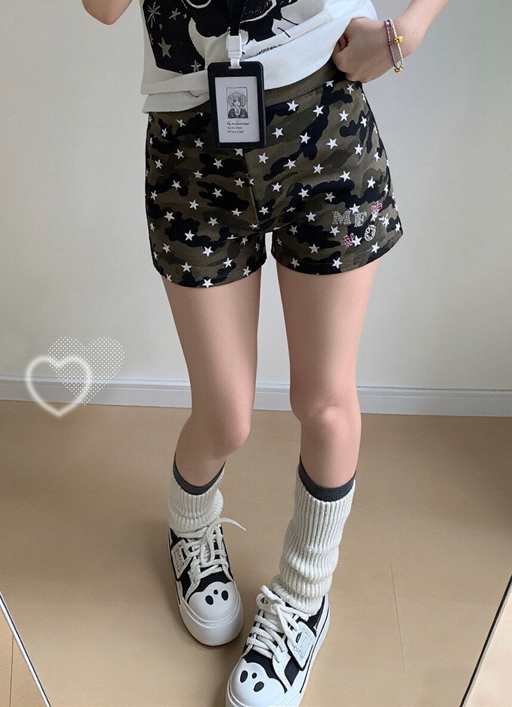 ꒰韓系迷彩星星燙鑽短褲꒱