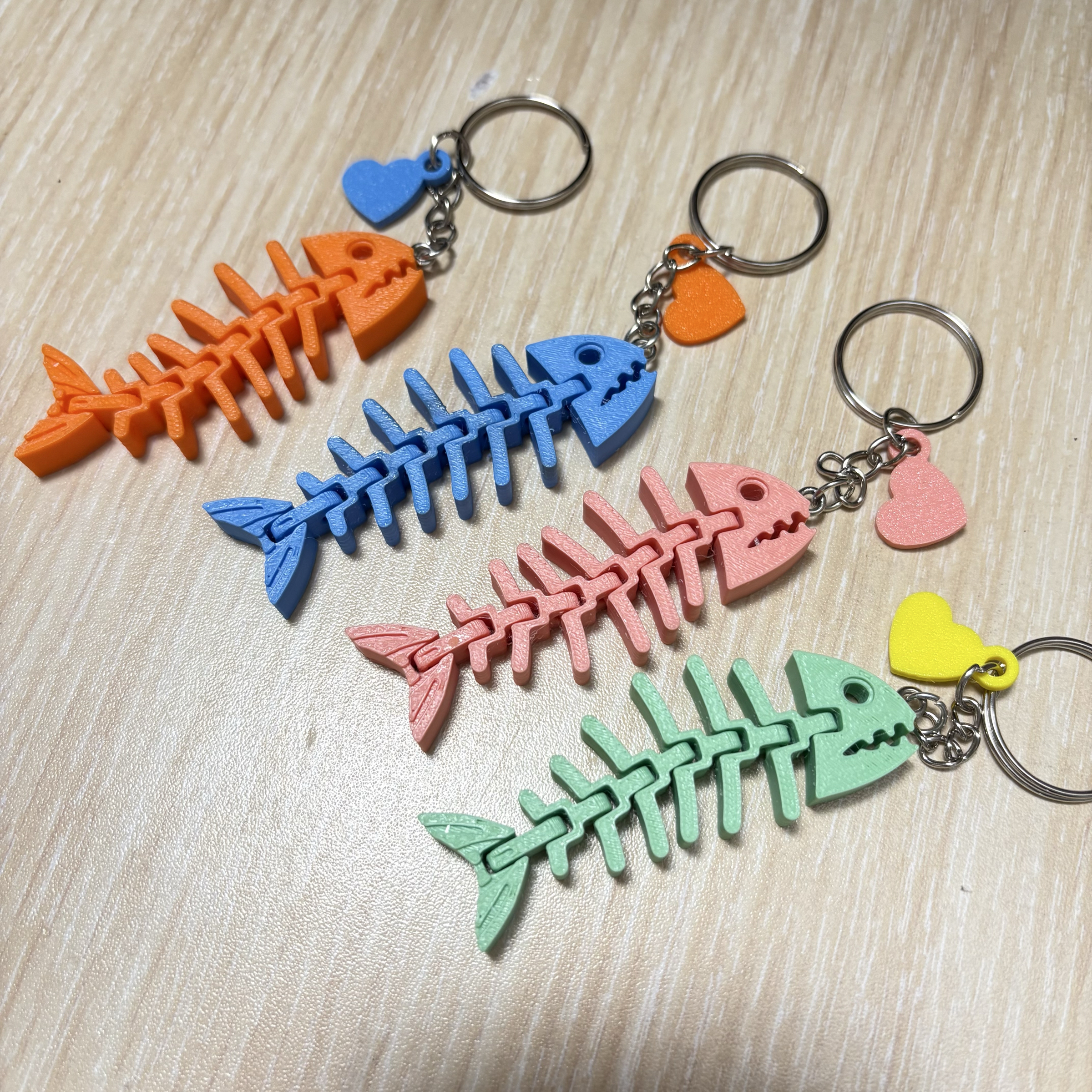 📣買三送一📣3D列印魚骨活動式鑰匙圈/魚骨活動式結構 魚骨鑰匙圈玩具吊飾 魚骨.小魚.吊飾.小禮物.動物