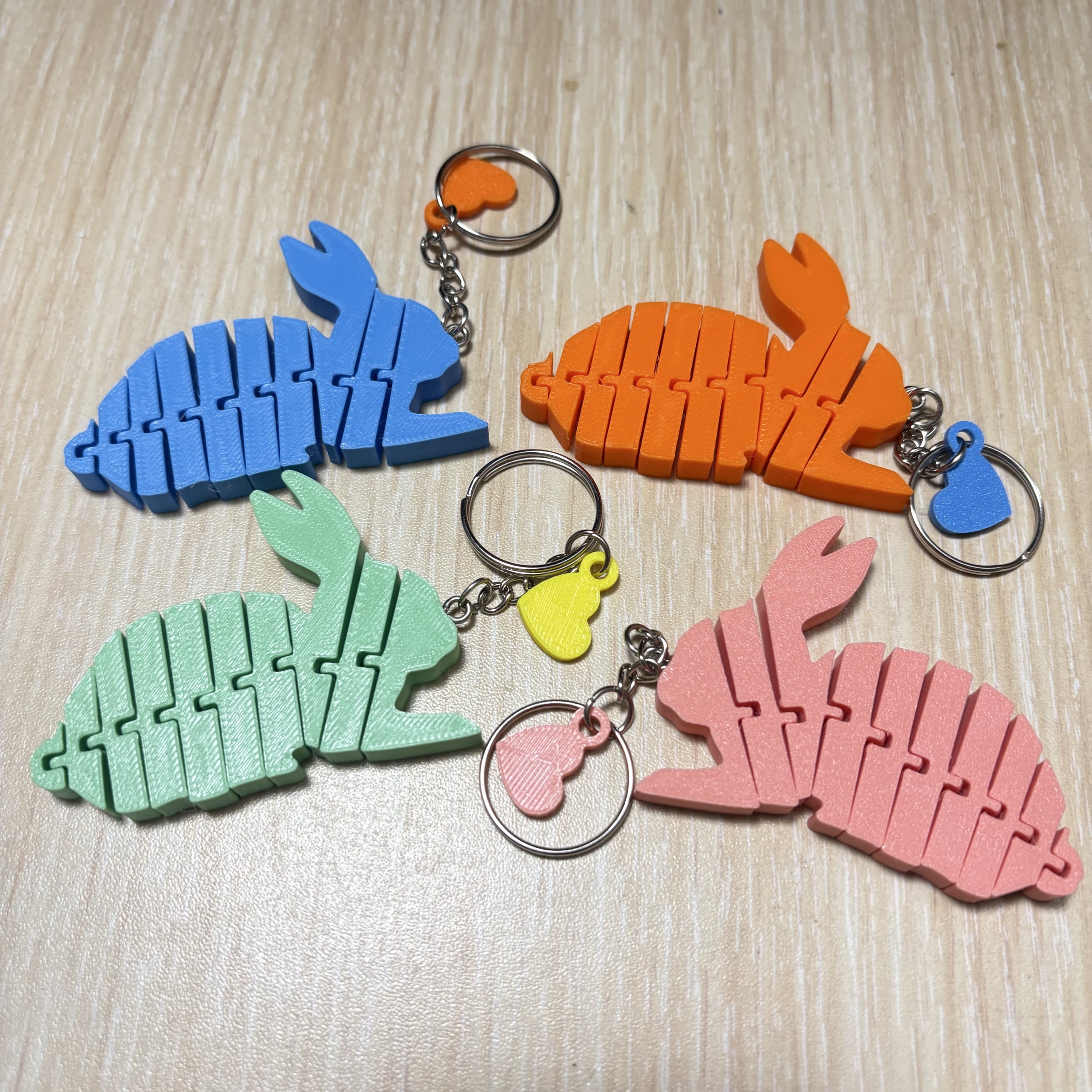 📣買三送一📣兔子活動式鑰匙圈/兔子活動式結構 兔子鑰匙圈玩具吊飾 兔子.吊飾.小禮物.動物