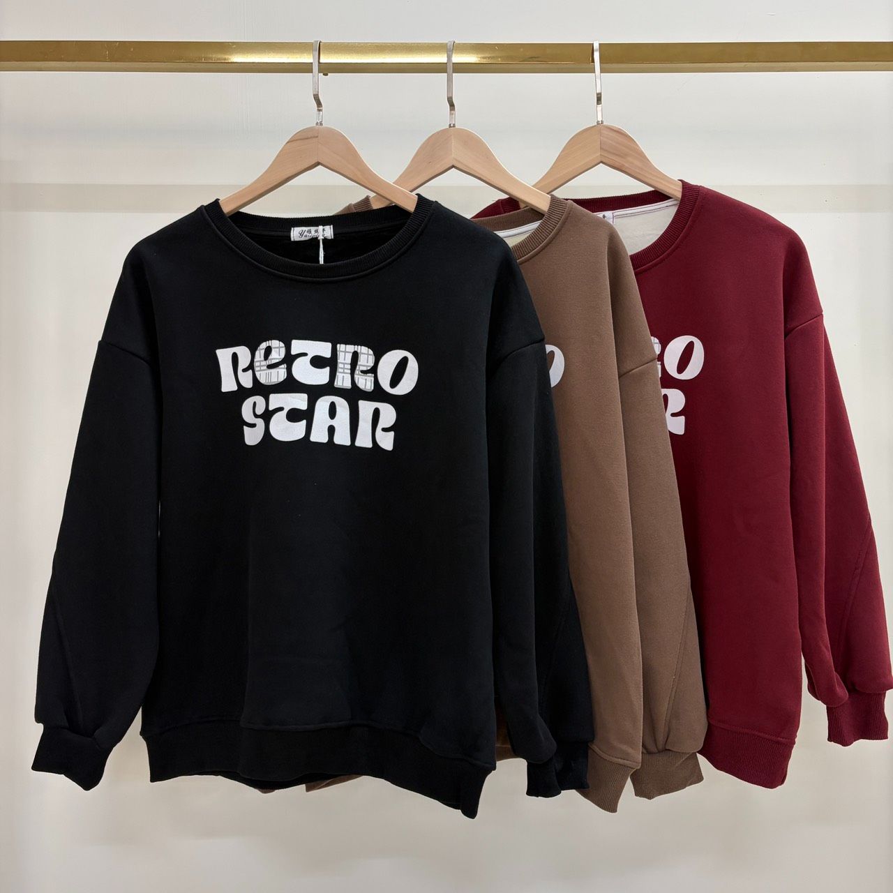 英文標語印花大學TEE