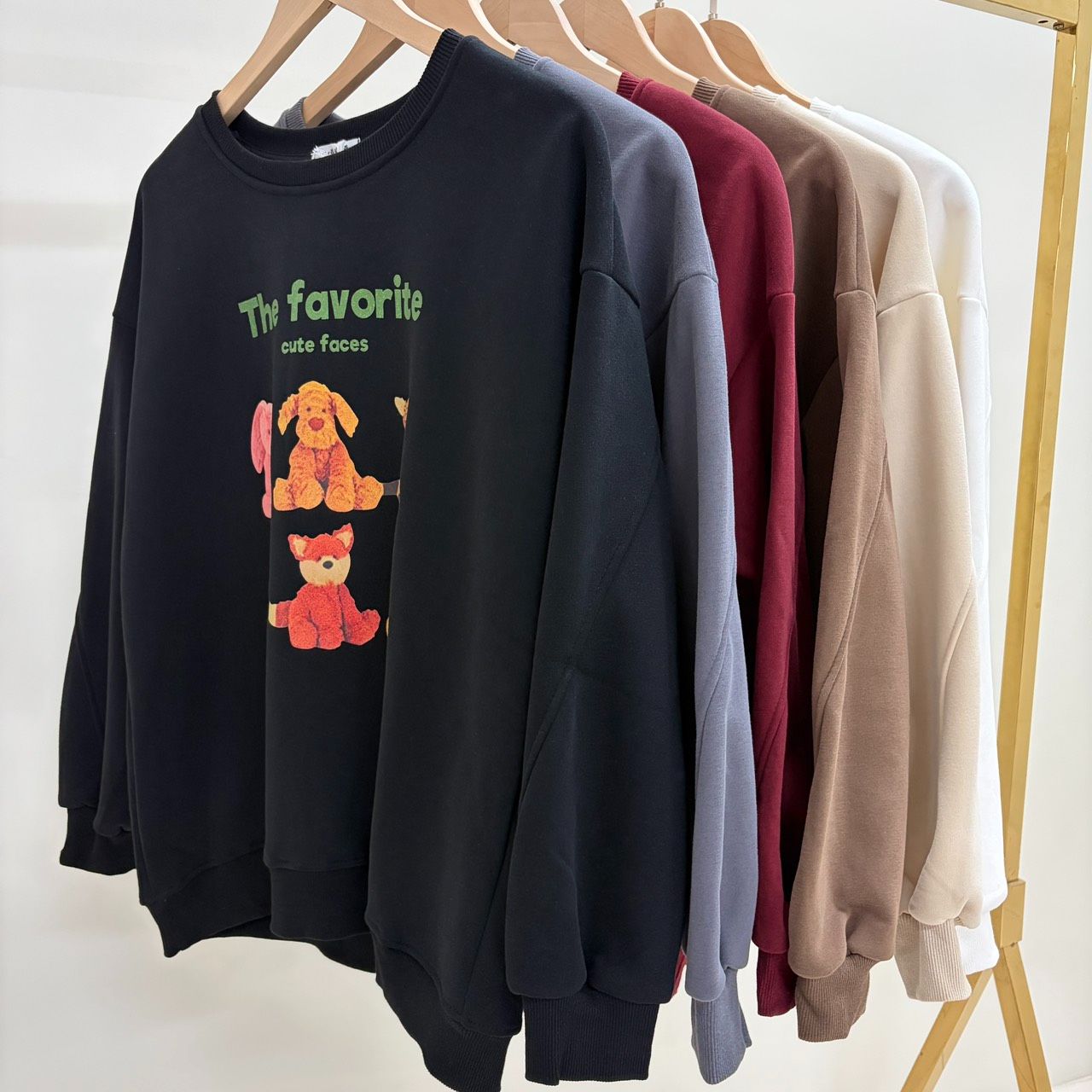 可愛造型印花大學TEE