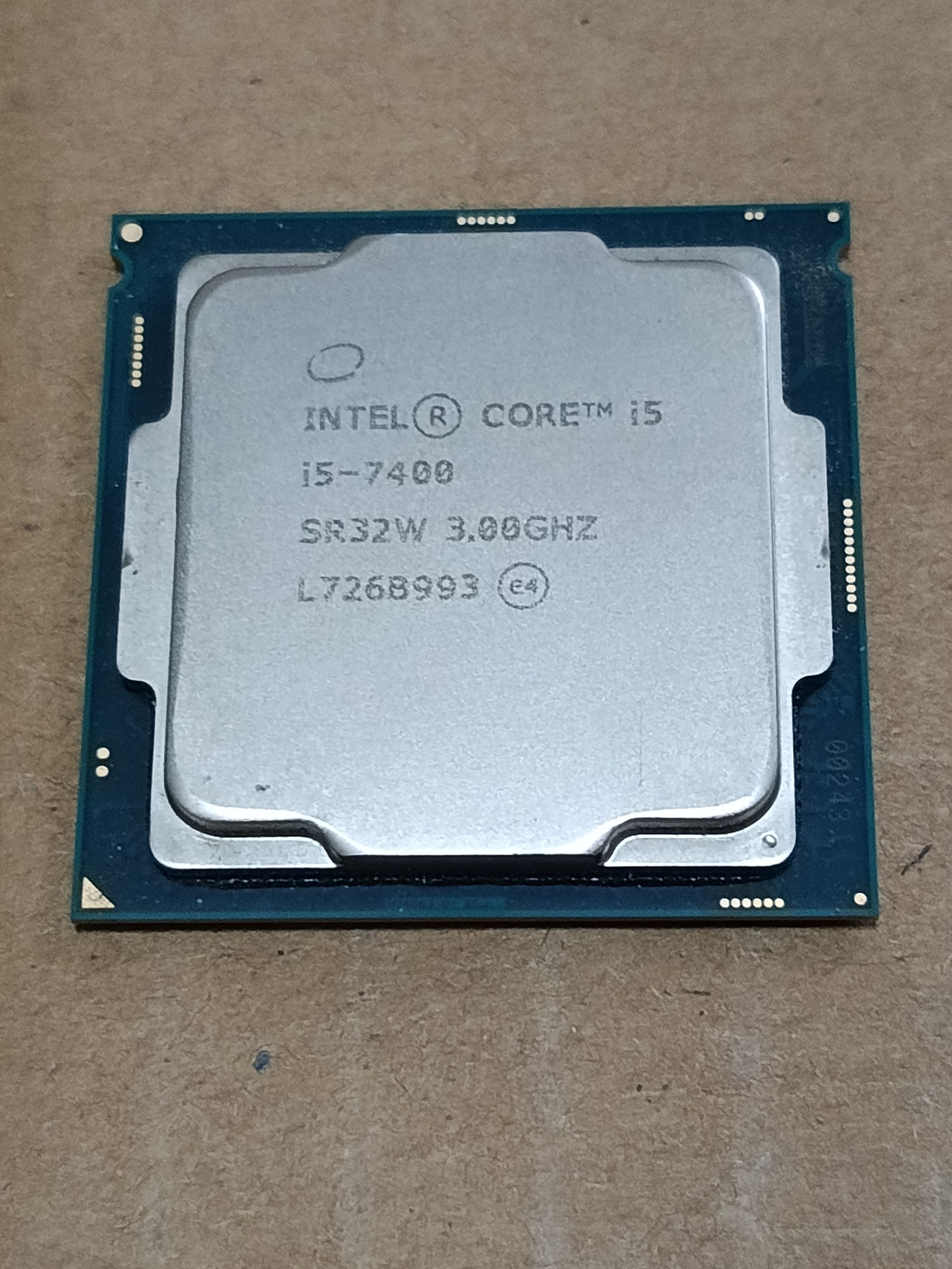 i5-7400
