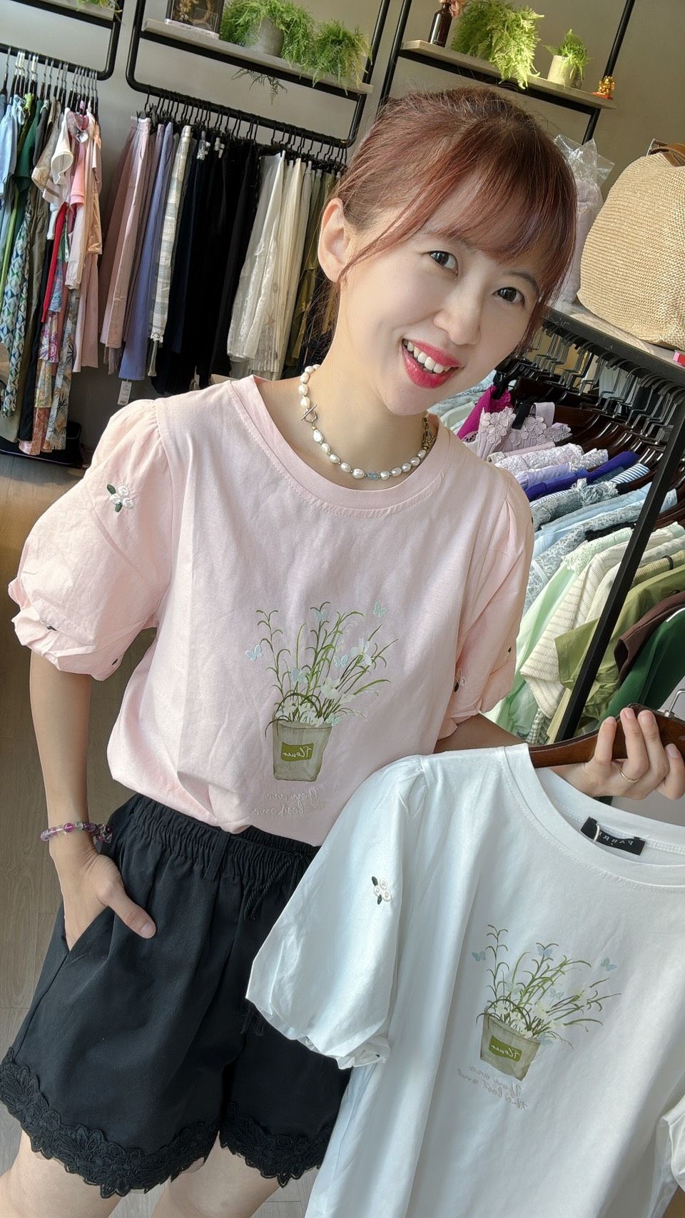 澎袖小花刺繡彈性縮口植物印花圓領Ｔ恤短袖上衣