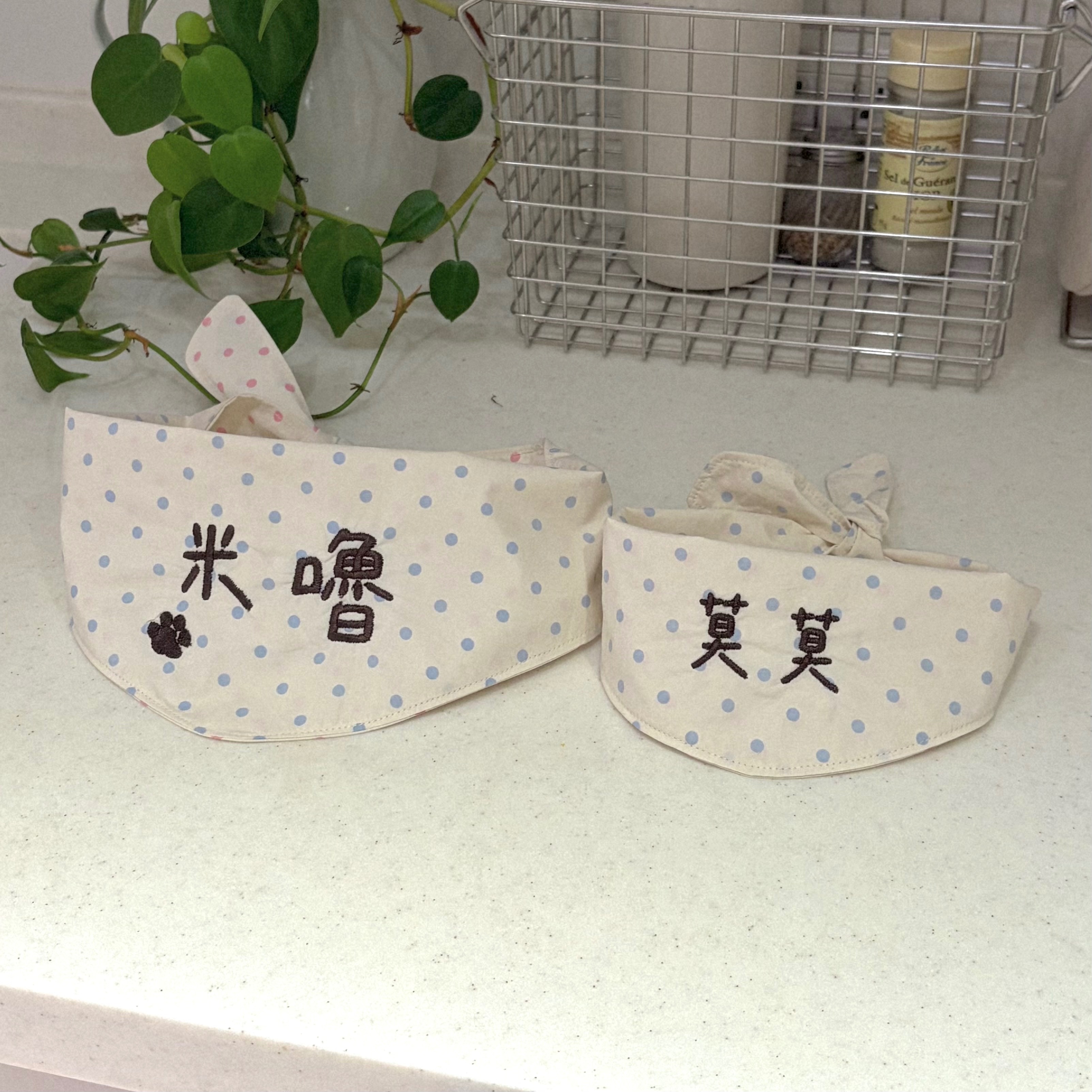Olli Made🍀 韓國水洗棉綁結領巾｜姓名/標語｜客製化手作寵物領巾｜森系格紋＆日系波點（狗狗/貓咪/嬰兒）🧸