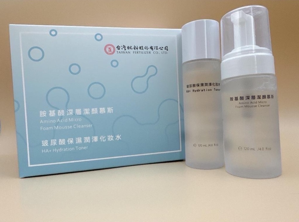 12、胺基酸深層潔顏慕斯120ml+玻尿酸保濕潤澤化妝水120ml兩瓶合售（效期2028.05）