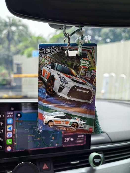 7-11 限定風火輪

2017 R35 711塗裝