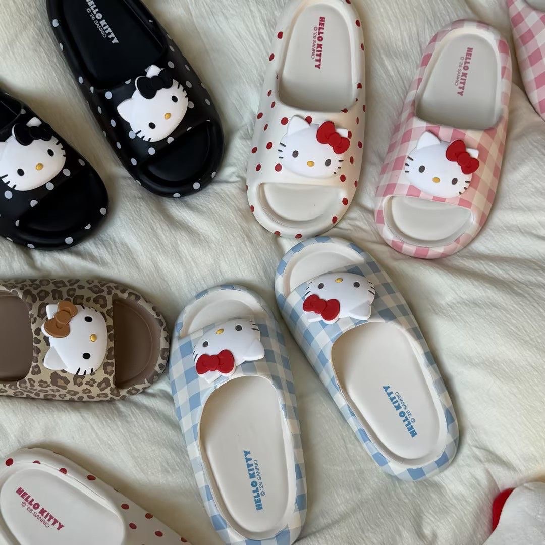 正版HelloKitty格紋波點居家防滑拖