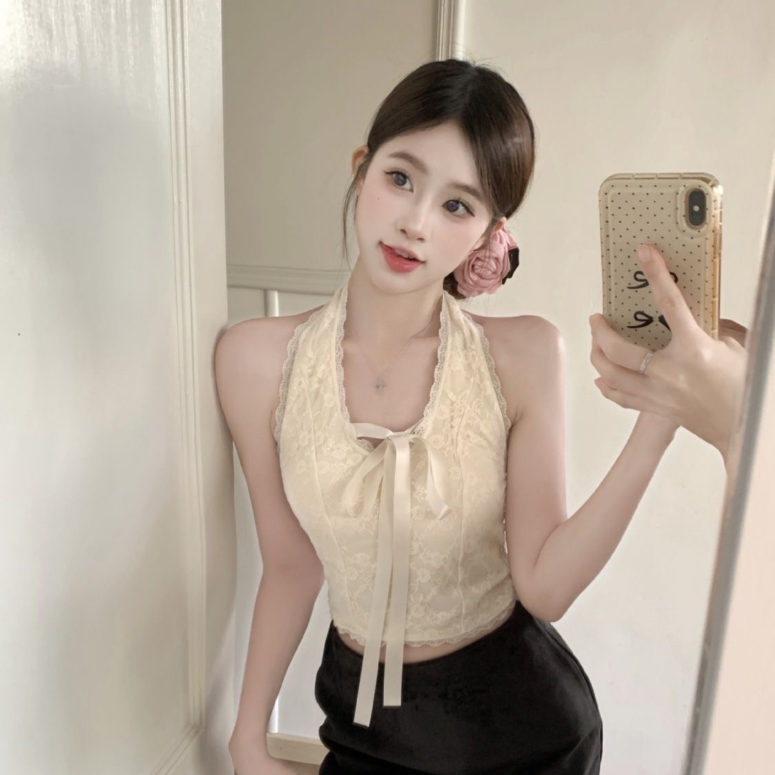 滿版蕾絲鏤空掛脖美背吊帶小背心
