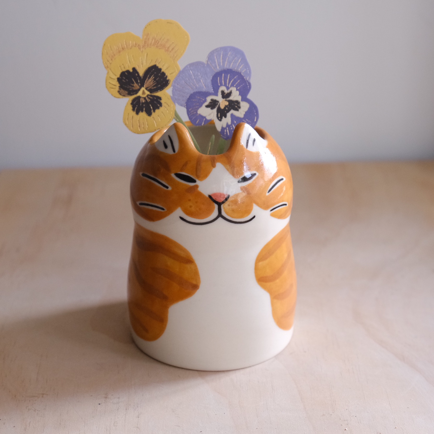 Yycat 橘白貓花器2
