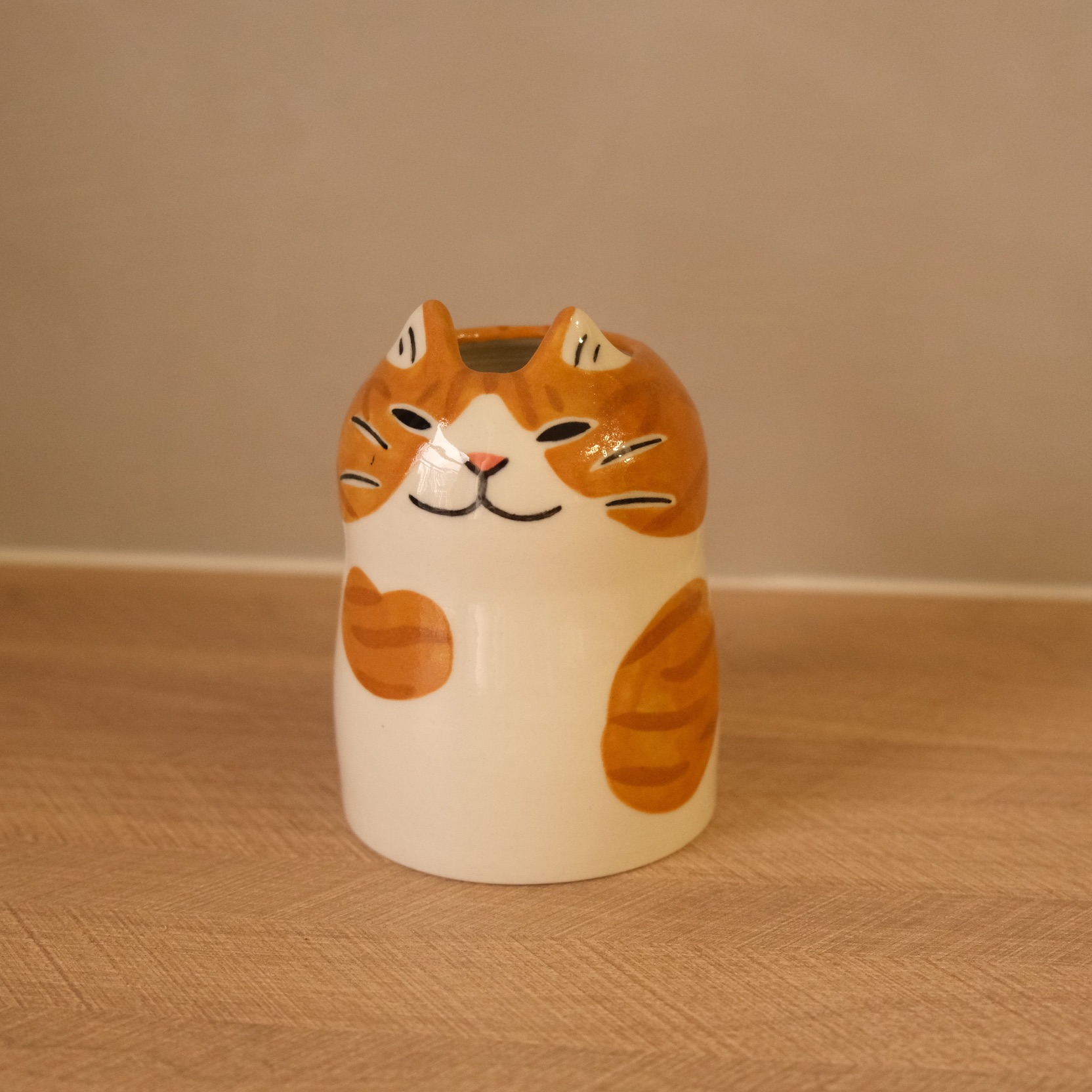 Yycat 橘白貓花器4