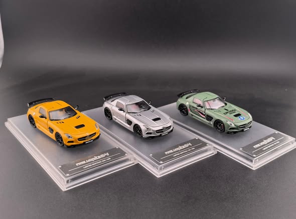 8/18 Fine Works64 1/64 Mercedes-Benz SLS AMG