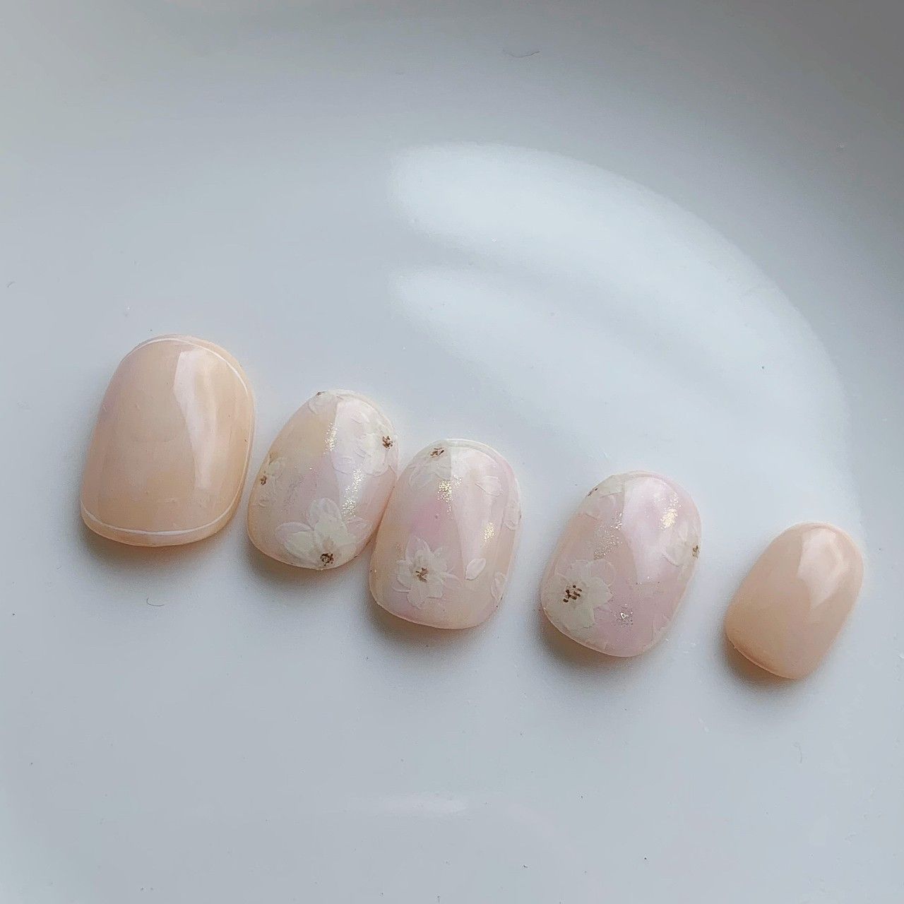 Light you up 油畫小白花穿戴甲訂製美甲貼片 NA 79