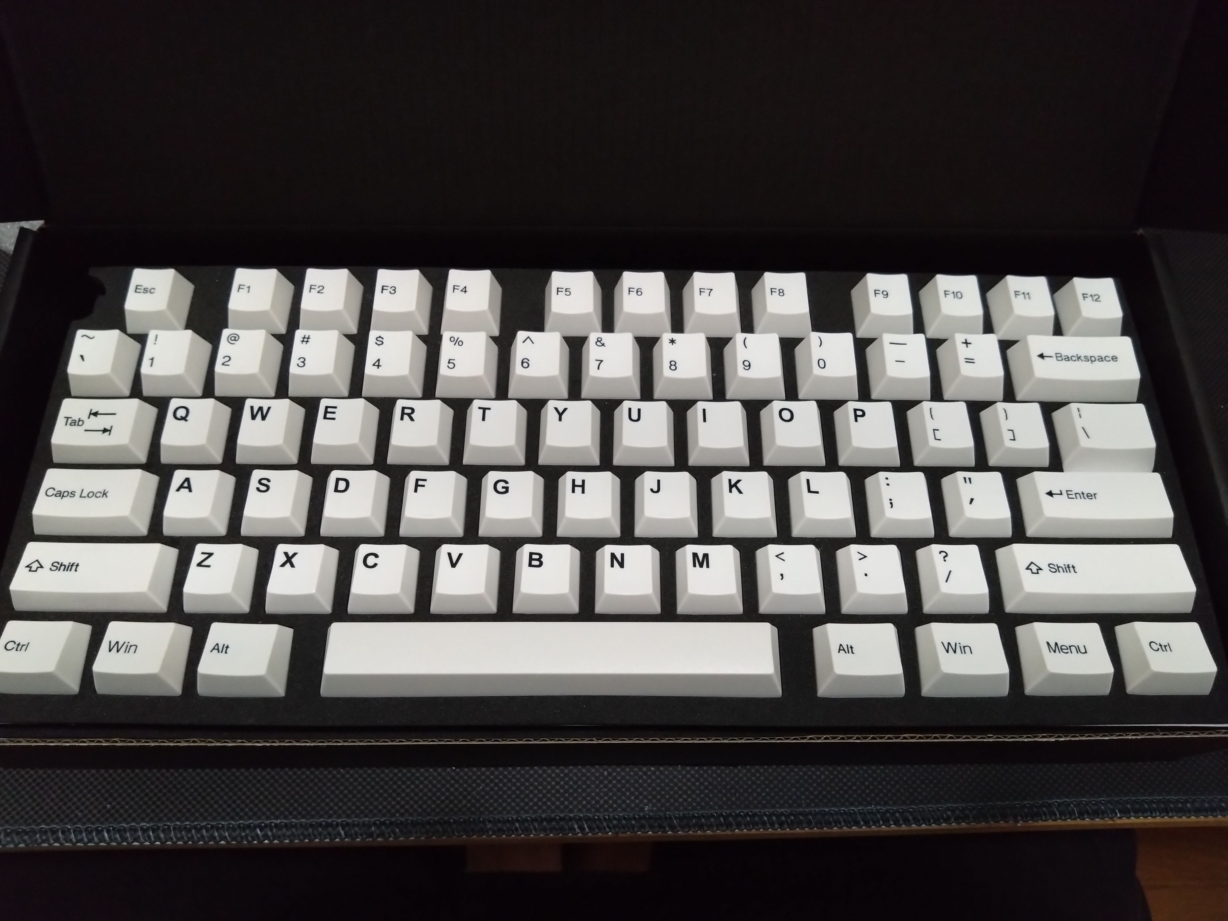Tai Hao Cubic Double-Shot BoW