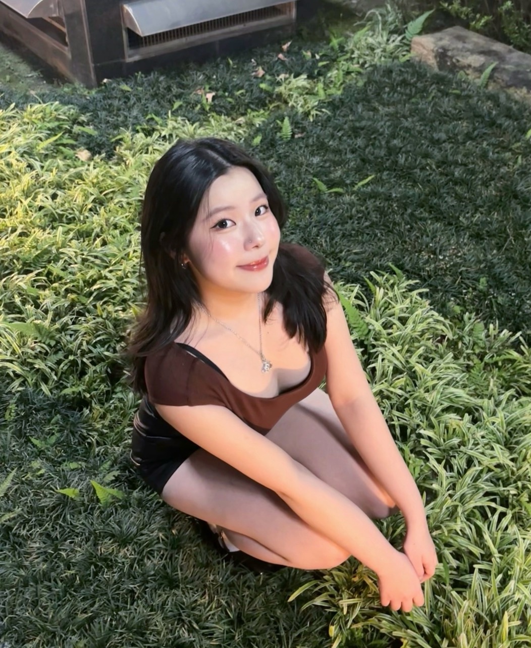Zara 咖啡色緊身上衣