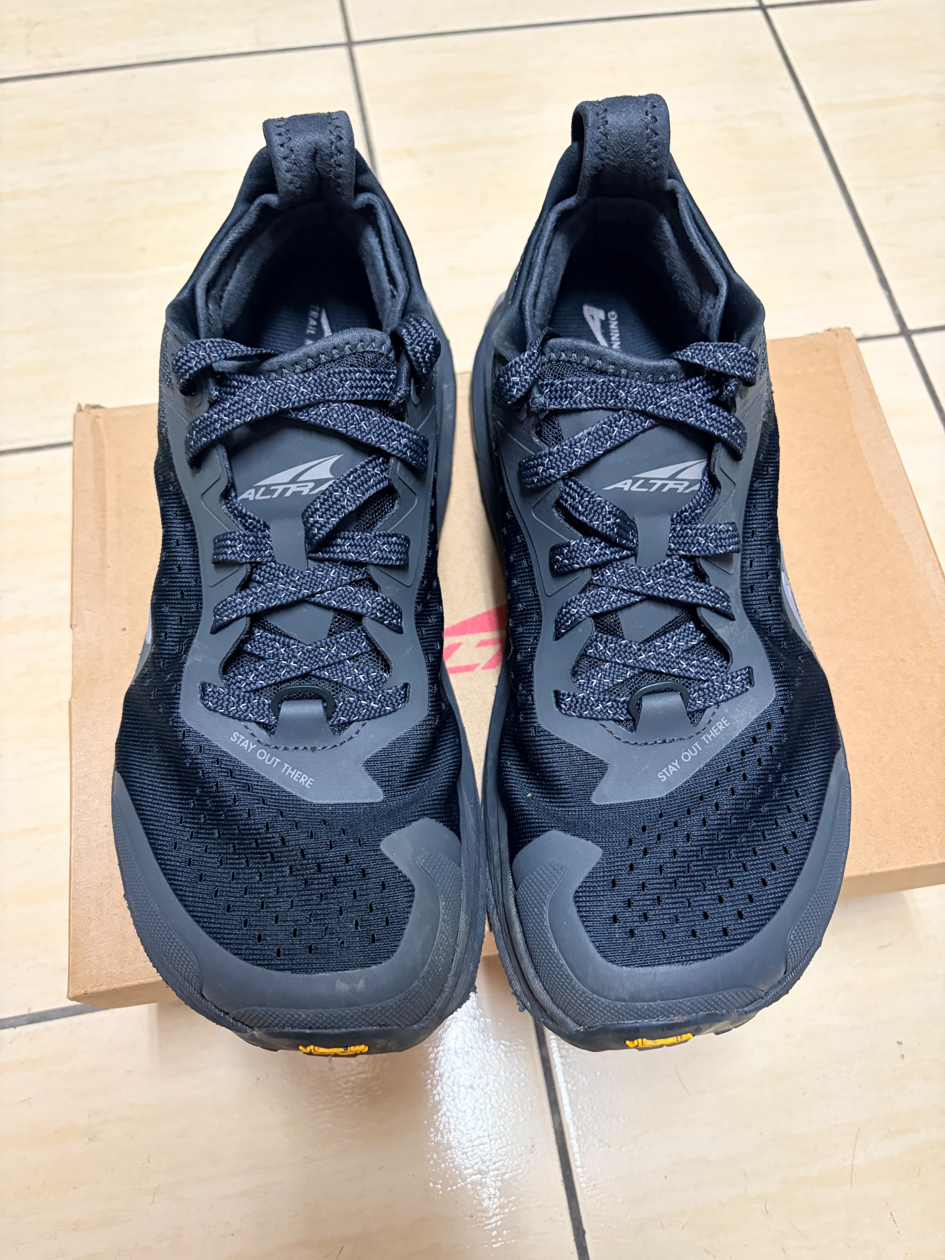 Altra Olympus 6 黑US9.5