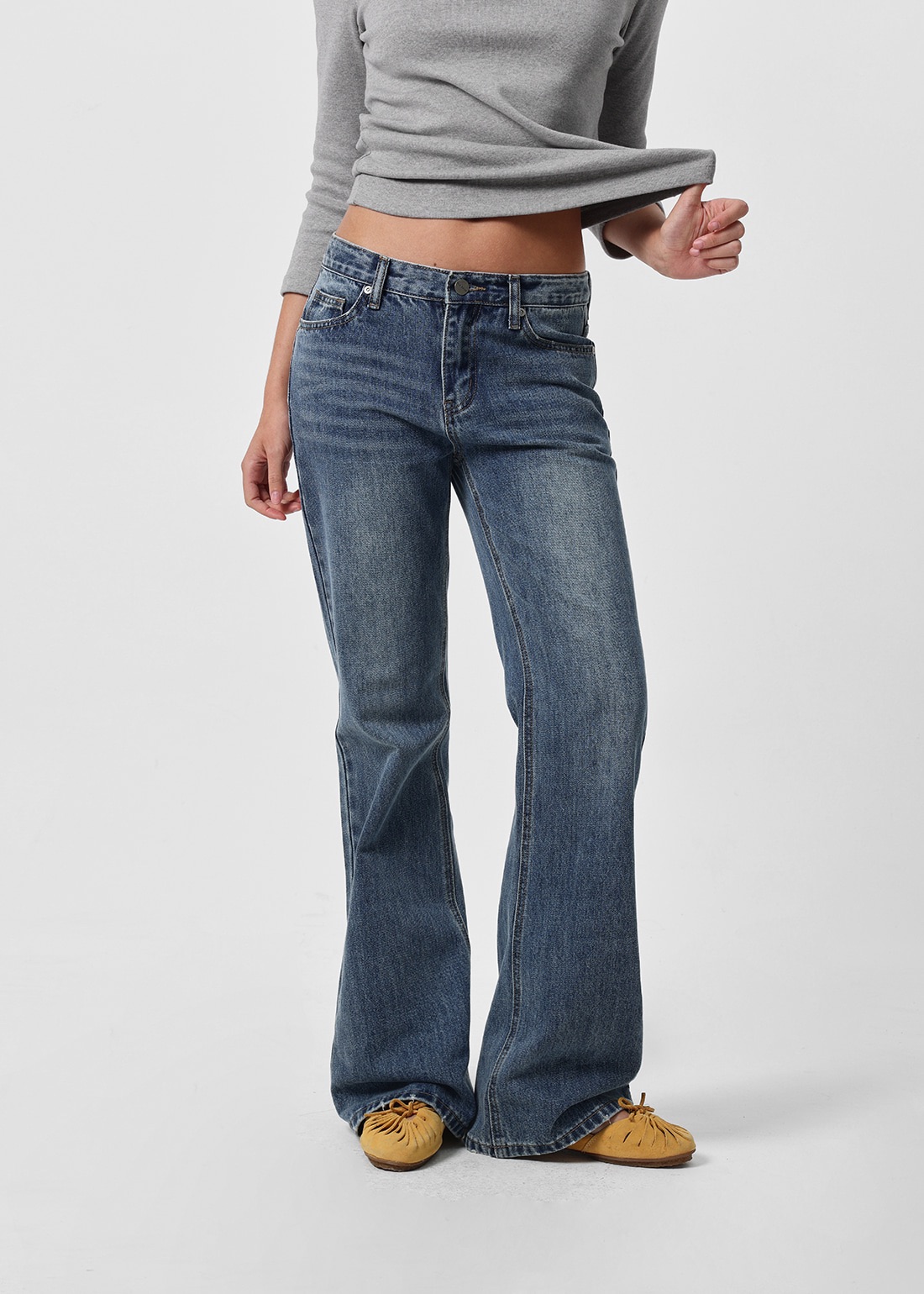 057/BLACKUP LOW NON SPAN BOOTS-CUT JEANS 057