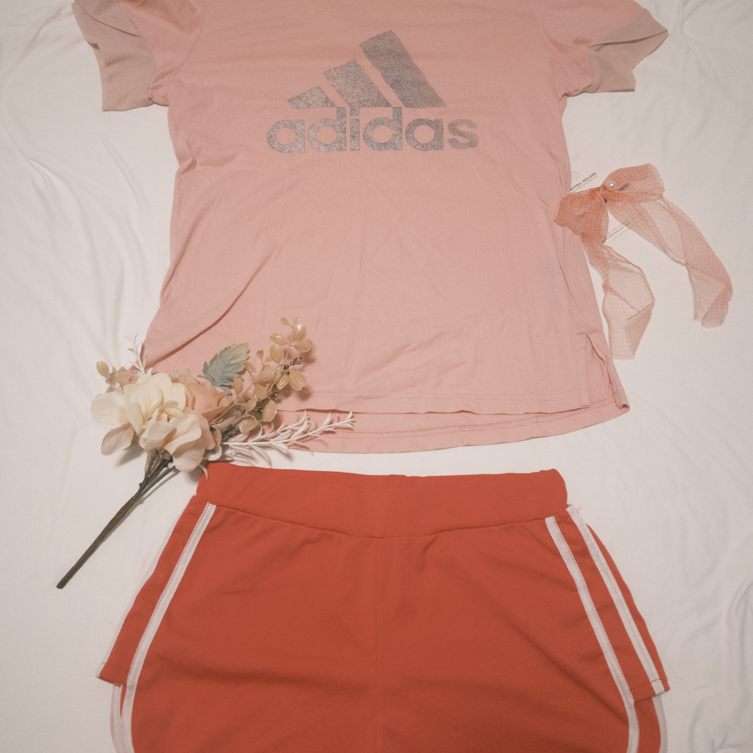 Adidas 透氣運動T➕桃紅色線條運動褲💕