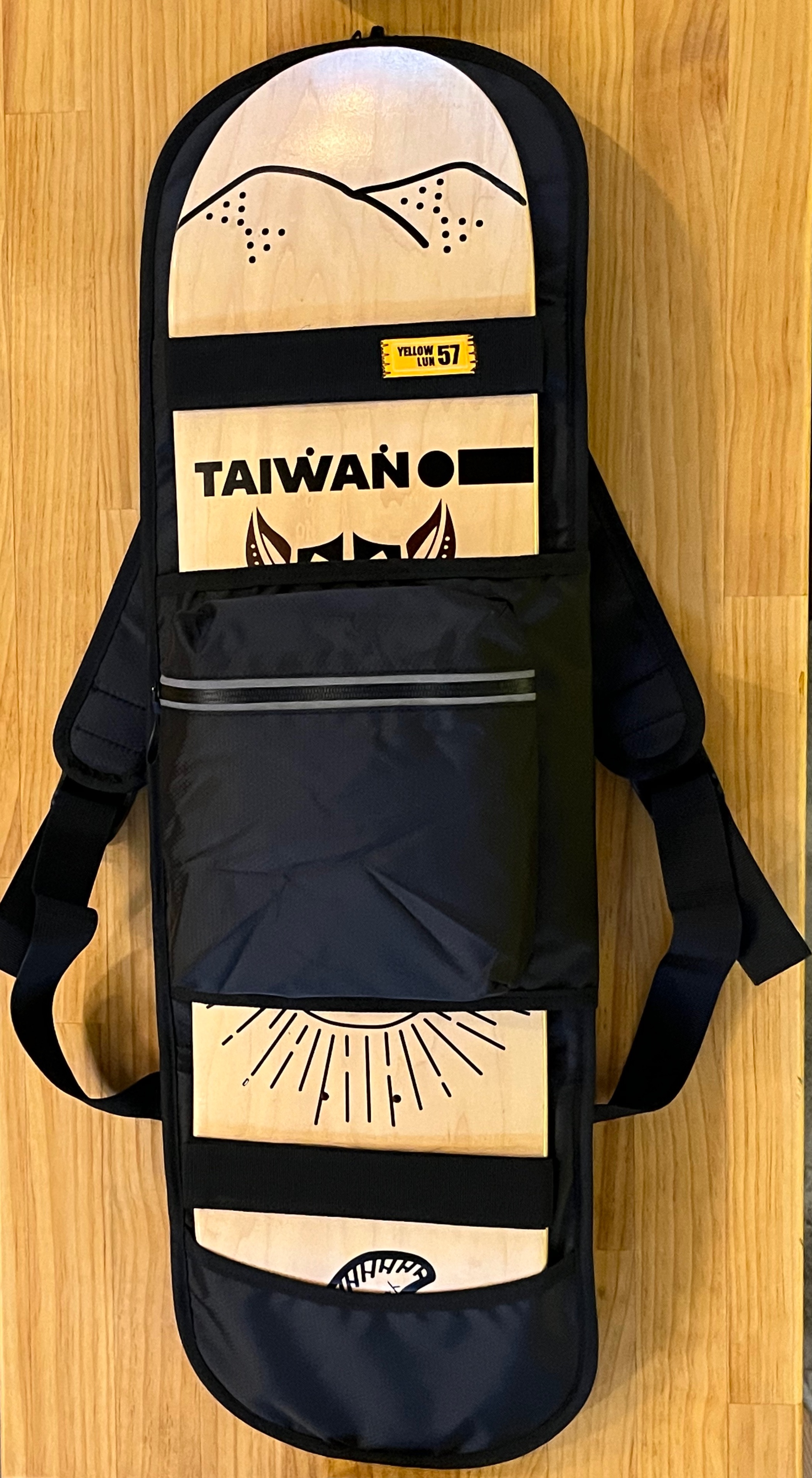 雙肩滑板背包