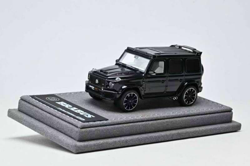 8/27 HERMES COLLECTION 1/64 樹脂模型 
Brabus 900