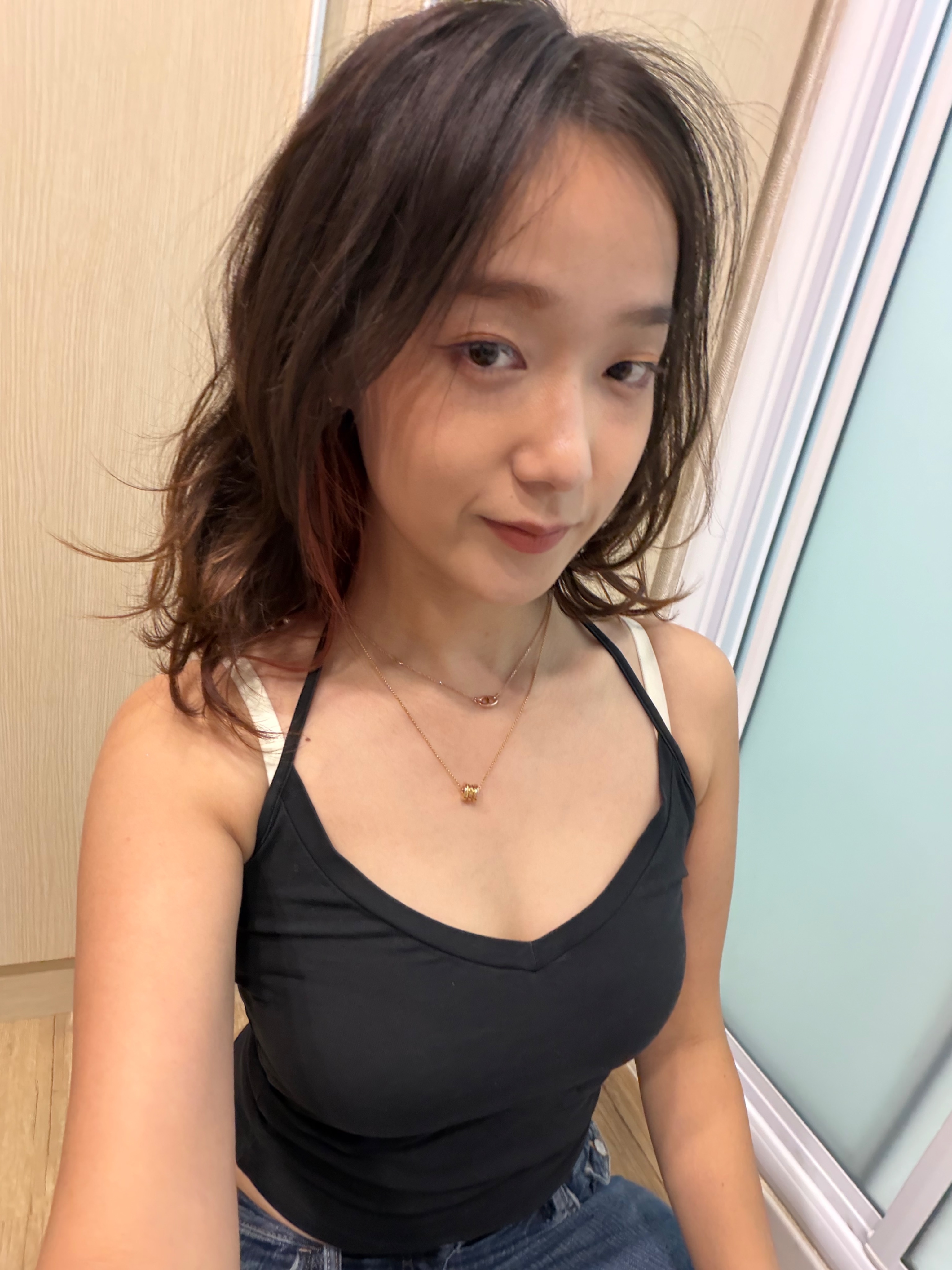 黑色掛脖吊帶