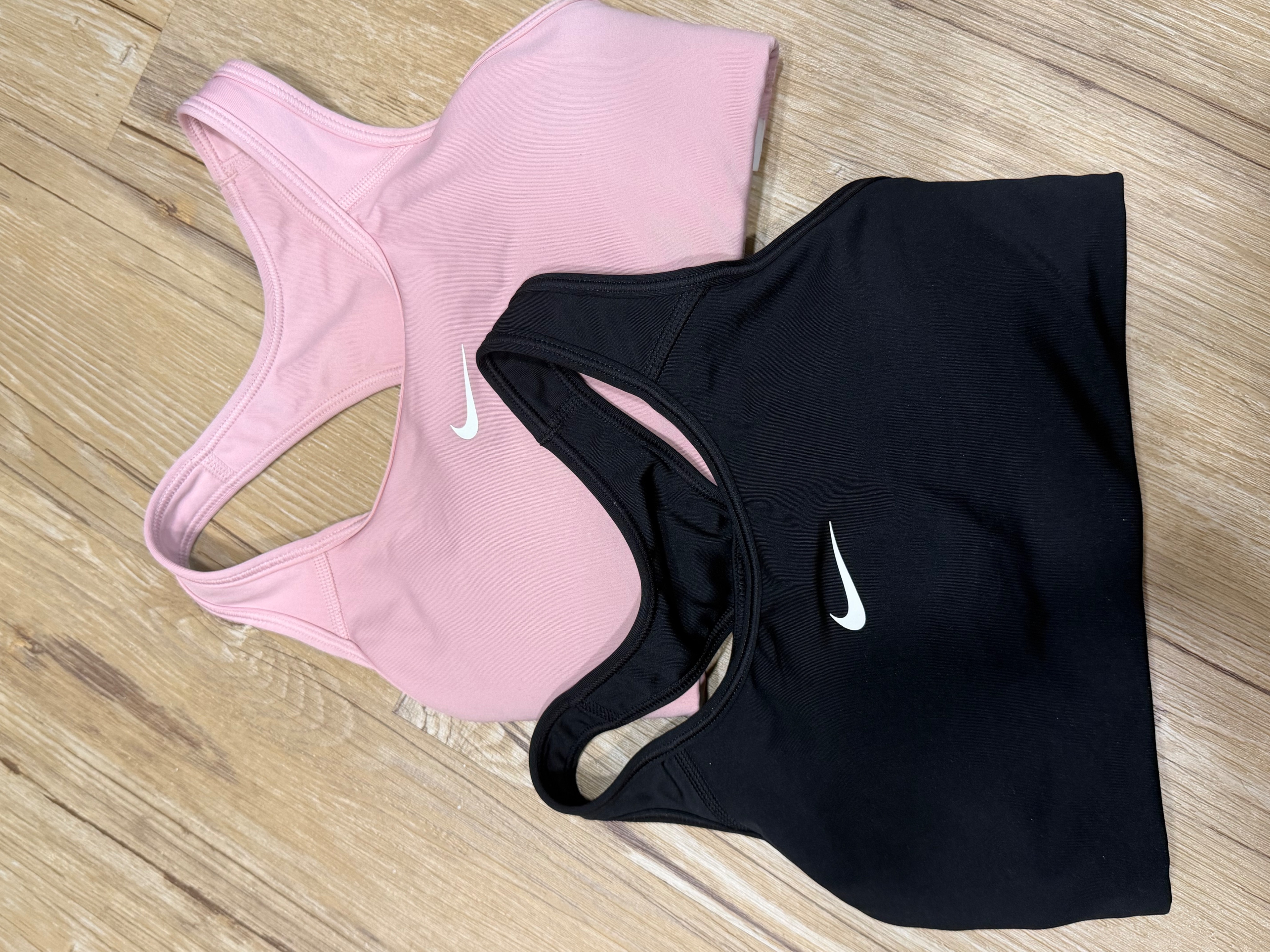 nike 含胸墊運動內衣