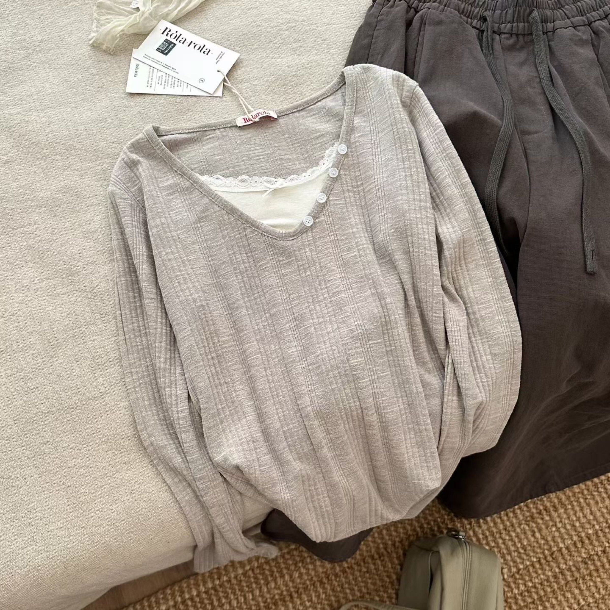 茶色蕾絲蝴蝶結🎀假兩件